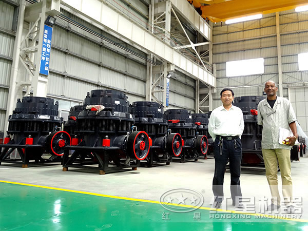 復(fù)合圓錐破碎機(jī)，私人訂制價(jià)格更實(shí)惠