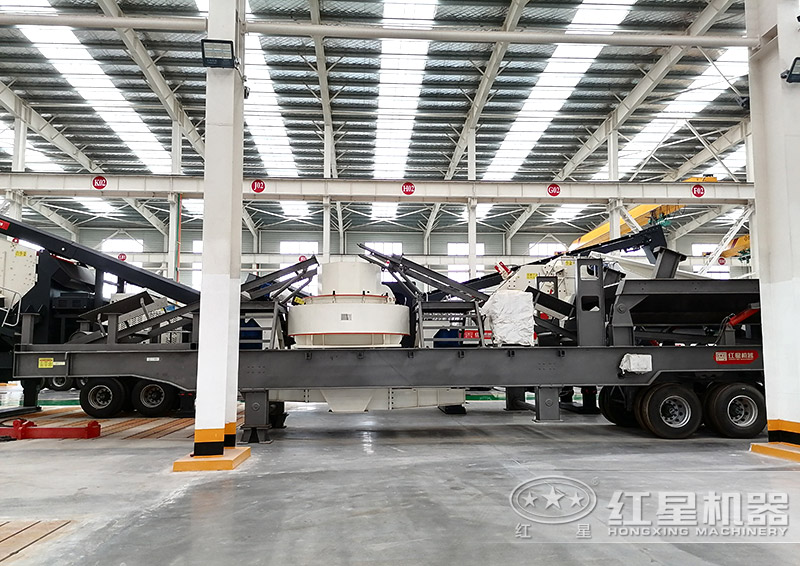 車載移動(dòng)制砂機(jī)，需要搭配半掛車頭